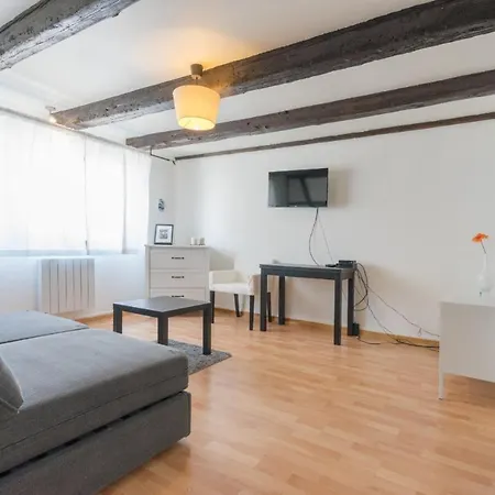 4 Rue Du Coq 1pc *